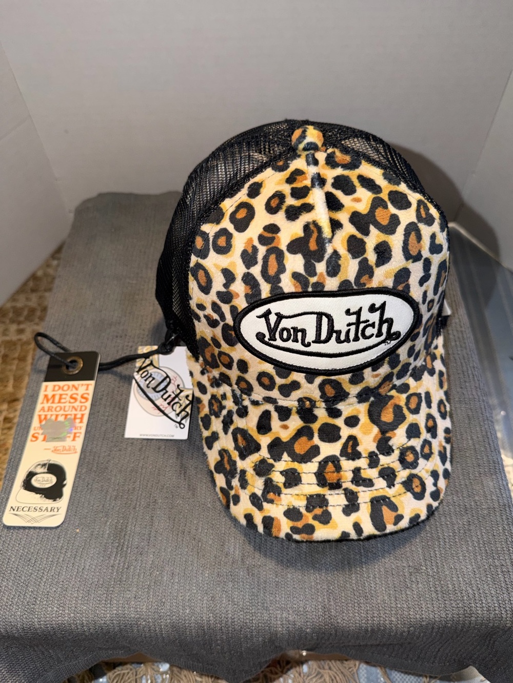 Von Dutch Leopard Print Trucker Hat – NWT